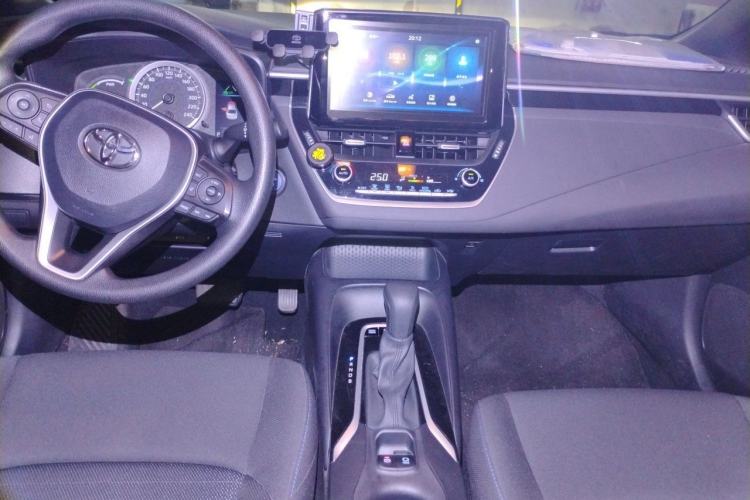 Used Toyota Levin 2019 Dual-Engine 1.8H E-CVT Sport Edition China VI Standard Center Console