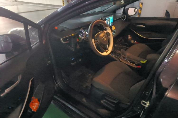 Used Toyota Levin 2019 Dual-Engine 1.8H E-CVT Luxury Edition China VI Standard Driver Seat