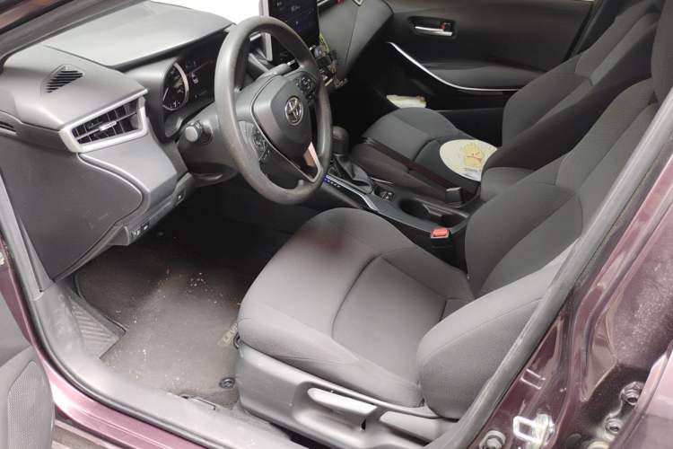 Used Toyota Levin 2019 Dual-Engine 1.8H E-CVT Luxury Edition China VI Standard Driver Seat
