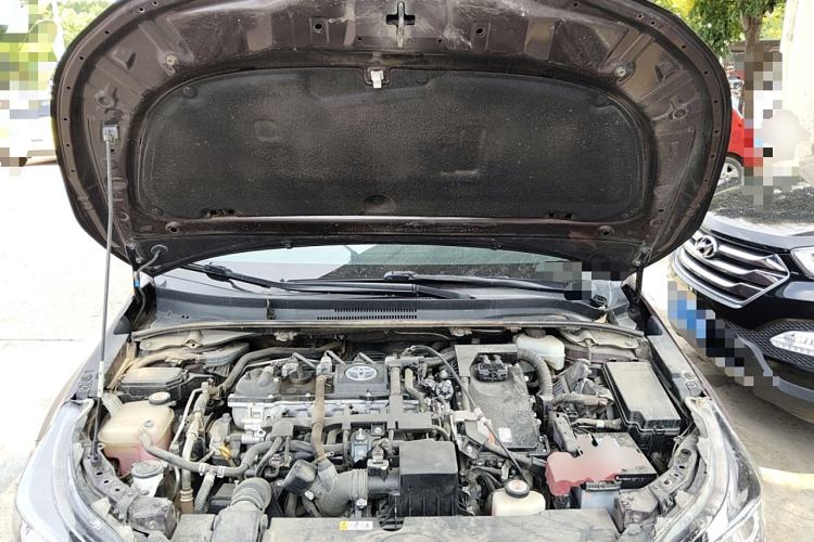 Used Toyota Levin 2019 Dual-Engine 1.8H E-CVT Luxury Edition China V Standard Engine Bay