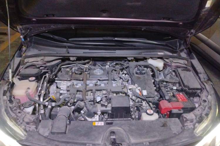 Used Toyota Levin 2019 Dual-Engine 1.8H E-CVT Sport Edition China VI Standard Engine Bay