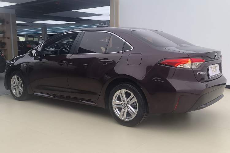 Used Toyota Levin 2019 Dual-Engine 1.8H E-CVT Luxury Edition China VI Standard Exterior 4