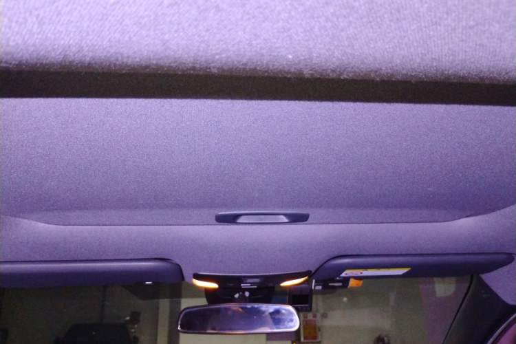Used Toyota Levin 2019 Dual-Engine 1.8H E-CVT Sport Edition China VI Standard Headliner
