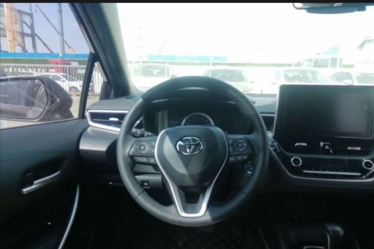 Used Toyota Levin 2019 Dual-Engine 1.8H E-CVT Luxury Edition China VI Standard Interior 3