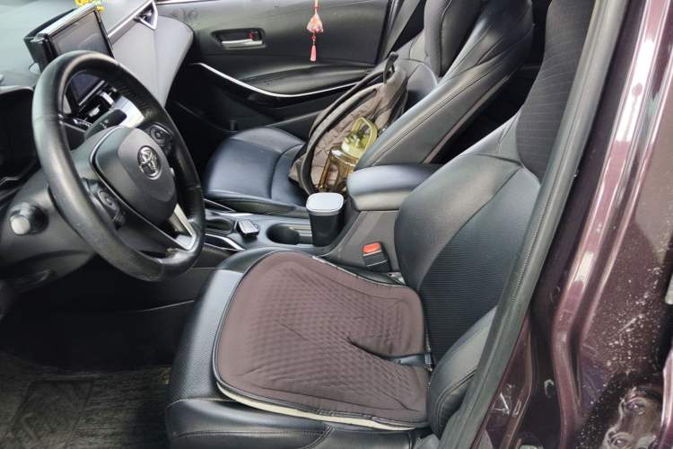 Used Toyota Levin 2019 Dual-Engine 1.8H E-CVT Luxury Edition China V Standard Left Front Seat