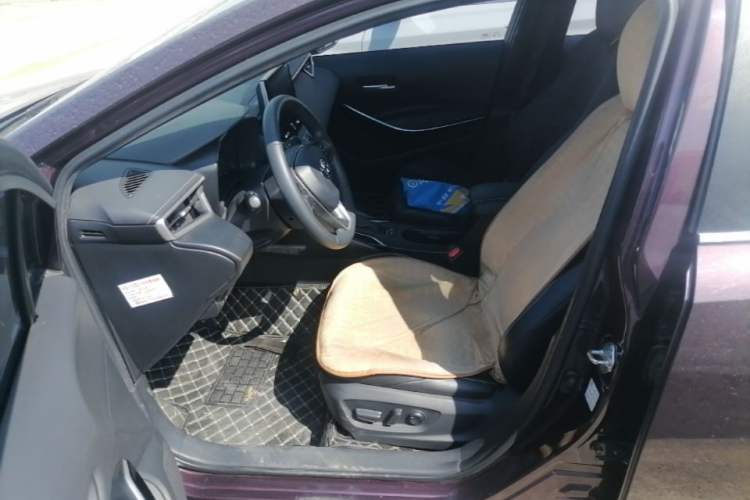 Used Toyota Levin 2019 Dual-Engine 1.8H E-CVT Luxury Edition China VI Standard Left Front Seat