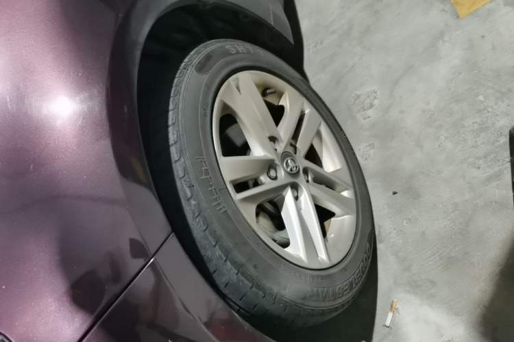 Used Toyota Levin 2019 Dual-Engine 1.8H E-CVT Luxury Edition China VI Standard Left Front Wheel Hub