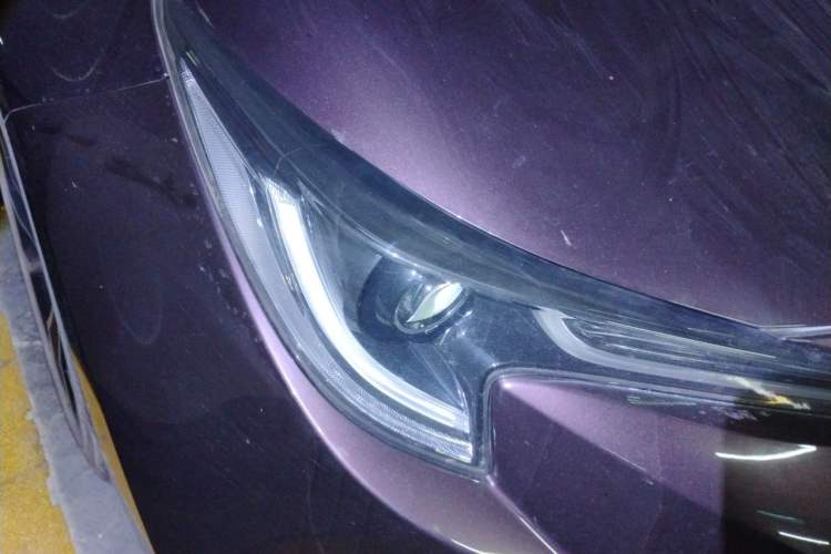 Used Toyota Levin 2019 Dual-Engine 1.8H E-CVT Sport Edition China VI Standard Right Front Headlight
