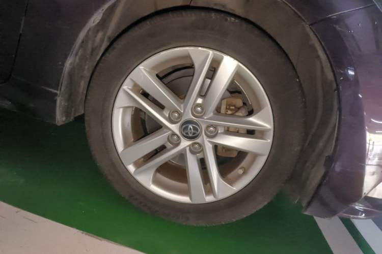 Used Toyota Levin 2019 Dual-Engine 1.8H E-CVT Luxury Edition China VI Standard Right Front Wheel Hub