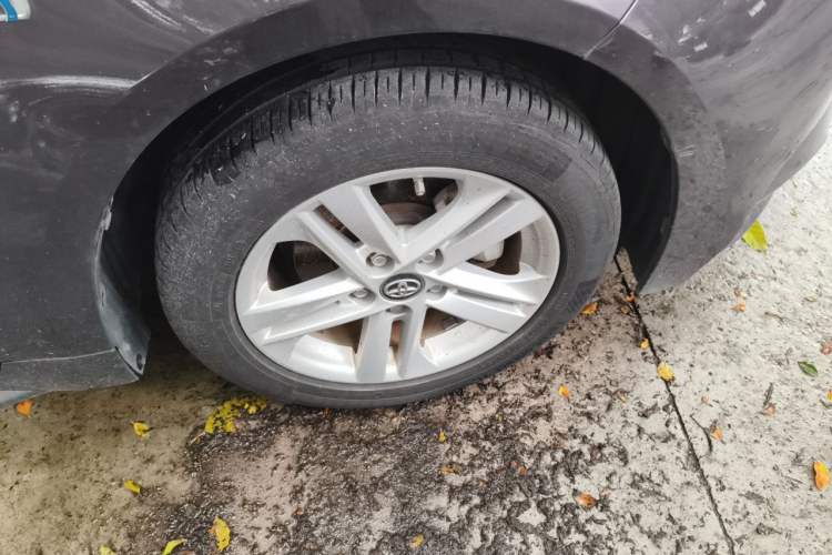 Used Toyota Levin 2019 Dual-Engine 1.8H E-CVT Luxury Edition China VI Standard Right Front Wheel Hub