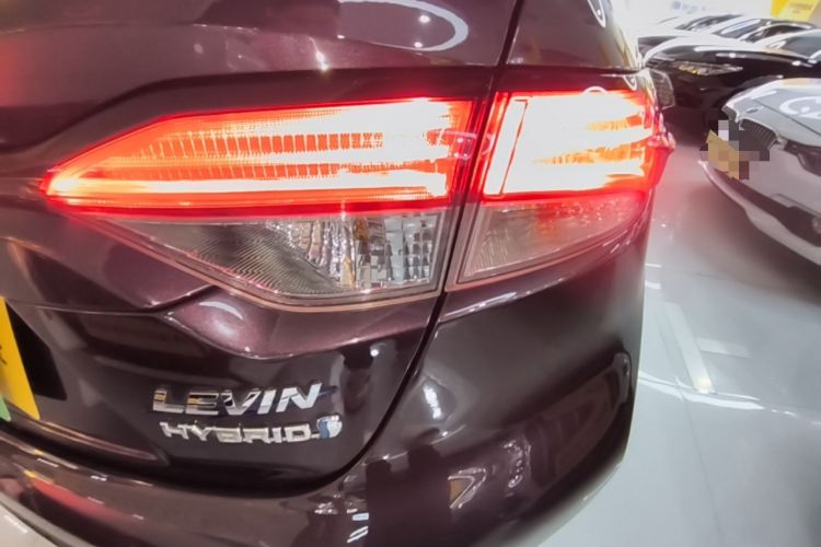 Used Toyota Levin 2019 Dual-Engine 1.8H E-CVT Sport Edition China VI Standard Right Rear Taillight
