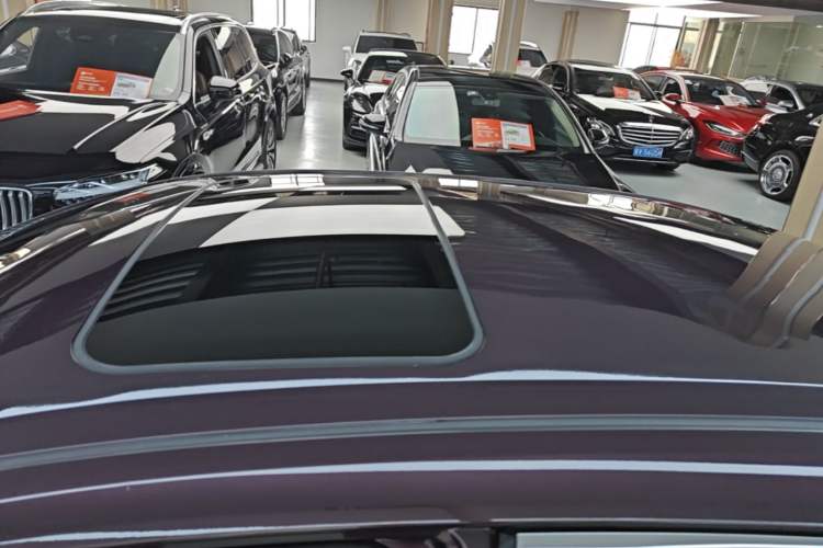 Used Toyota Levin 2019 Dual-Engine 1.8H E-CVT Luxury Edition China VI Standard Roof