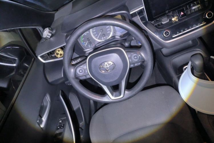 Used Toyota Levin 2019 Dual-Engine 1.8H E-CVT Luxury Edition China V Standard Steering Wheel