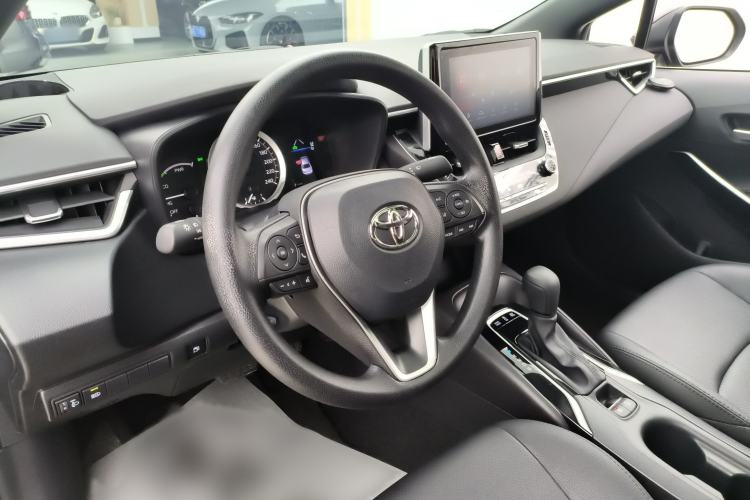 Used Toyota Levin 2019 Dual-Engine 1.8H E-CVT Luxury Edition China VI Standard Steering Wheel