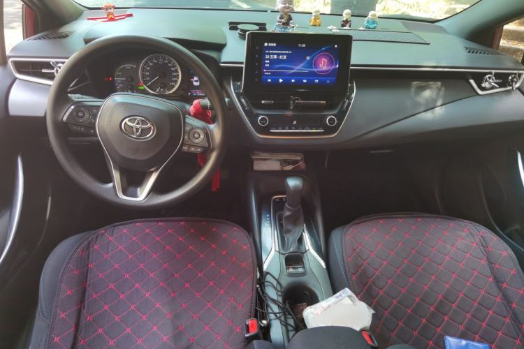 Used Toyota Levin 2019 Dual-Engine 1.8H E-CVT Sport Edition China VI Standard Center Console
