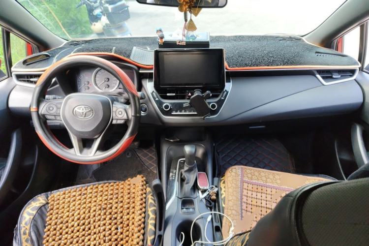 Used Toyota Levin 2019 185T CVT Luxury Edition China VI Standard Center Console