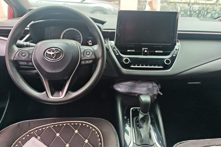 Used Toyota Levin 2019 185T CVT Luxury Edition China VI Standard Center Console