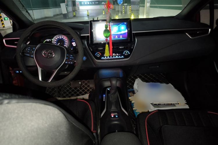 Used Toyota Levin 2019 Dual-Engine 1.8H E-CVT Luxury Edition China VI Standard Center Console