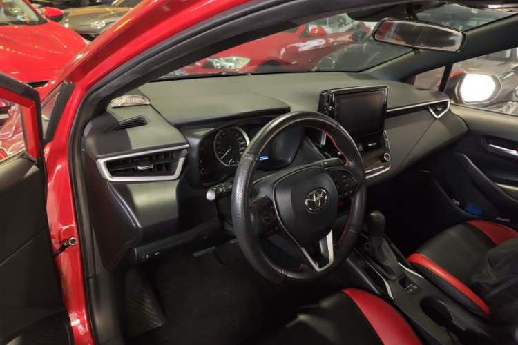 Used Toyota Levin 2019 185T CVT Luxury Edition China VI Standard Center Console