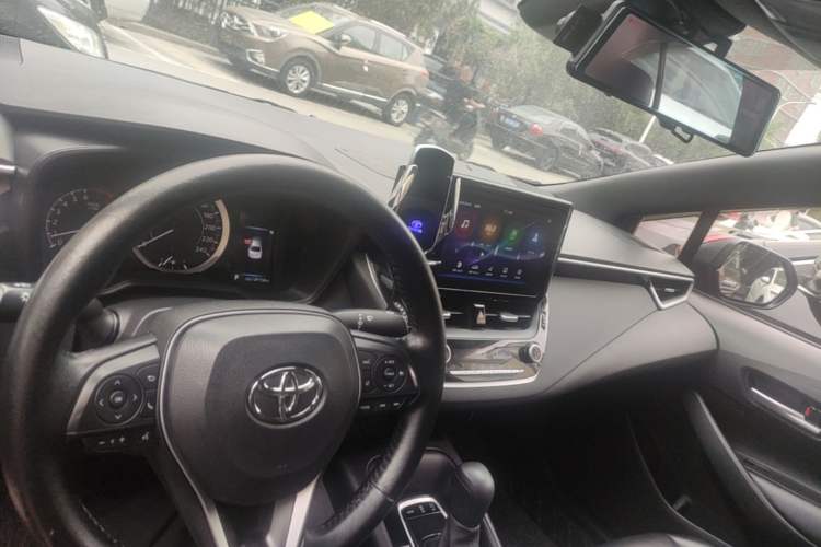 Used Toyota Levin 2019 185T CVT Sport Edition China VI Standard Center Console