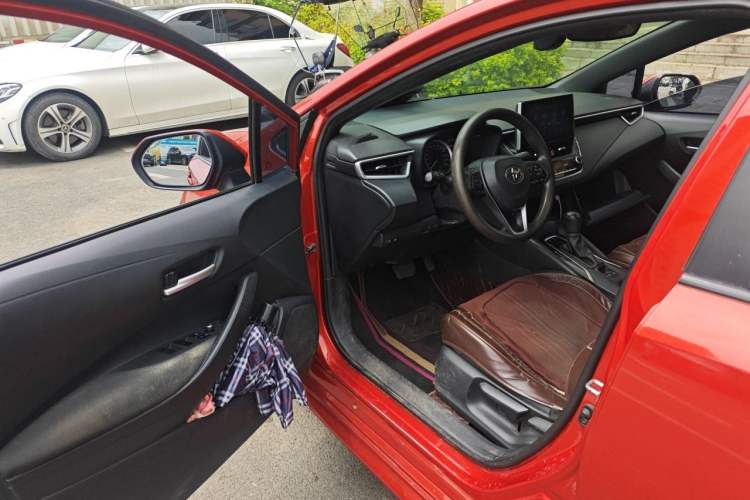 Used Toyota Levin 2019 185T CVT Luxury Edition China VI Standard Driver Seat