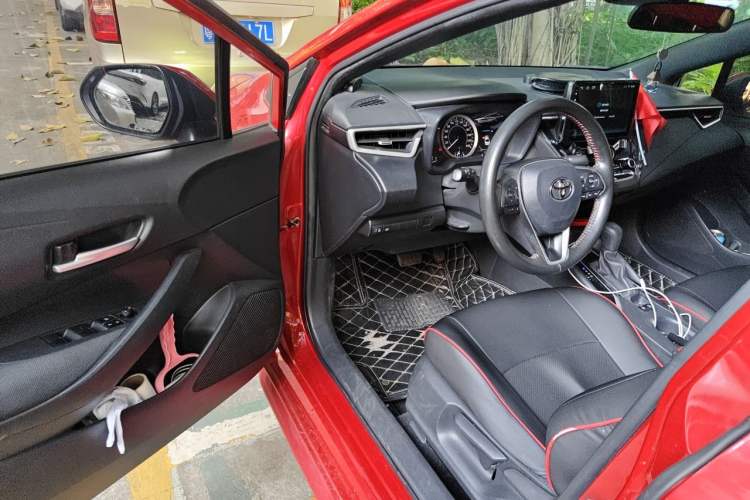 Used Toyota Levin 2019 185T CVT Luxury Edition China VI Standard Driver Seat