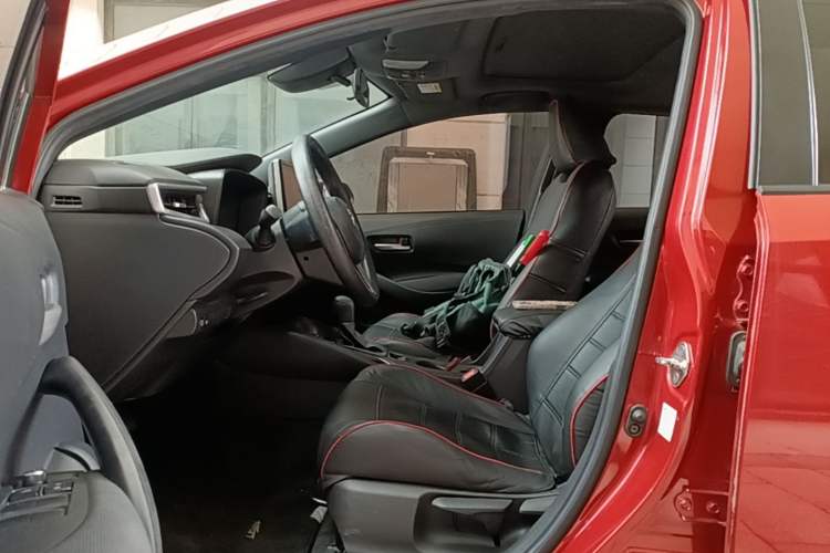 Used Toyota Levin 2019 185T CVT Luxury Edition China VI Standard Driver Seat