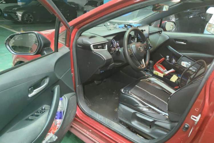 Used Toyota Levin 2019 185T CVT Luxury Edition China VI Standard Driver Seat