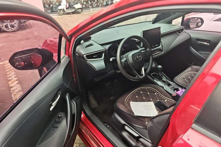 Used Toyota Levin 2019 185T CVT Luxury Edition China VI Standard Driver Seat
