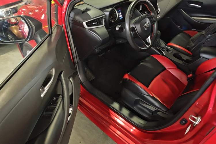 Used Toyota Levin 2019 185T CVT Luxury Edition China VI Standard Driver Seat
