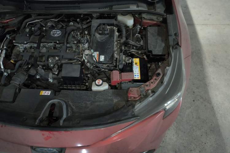 Used Toyota Levin 2019 Dual-Engine 1.8H E-CVT Luxury Edition China VI Standard Engine Bay Left