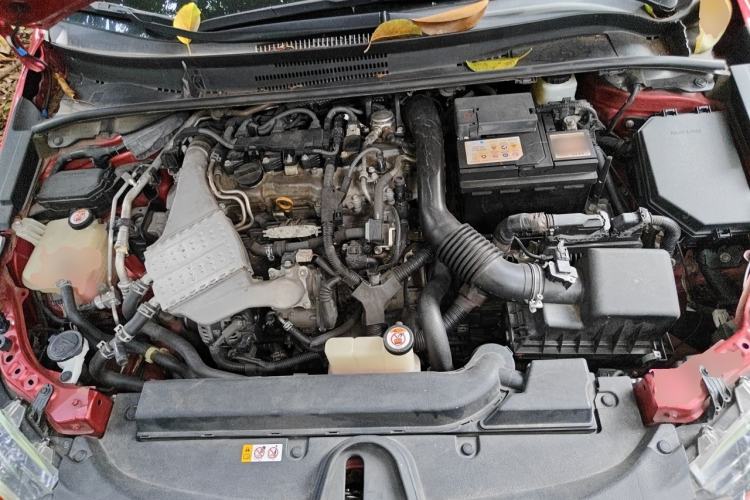 Used Toyota Levin 2019 185T CVT Luxury Edition China VI Standard Engine Bay