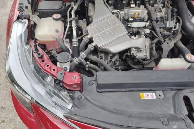 Used Toyota Levin 2019 185T CVT Luxury Edition China V Standard Engine Bay Right
