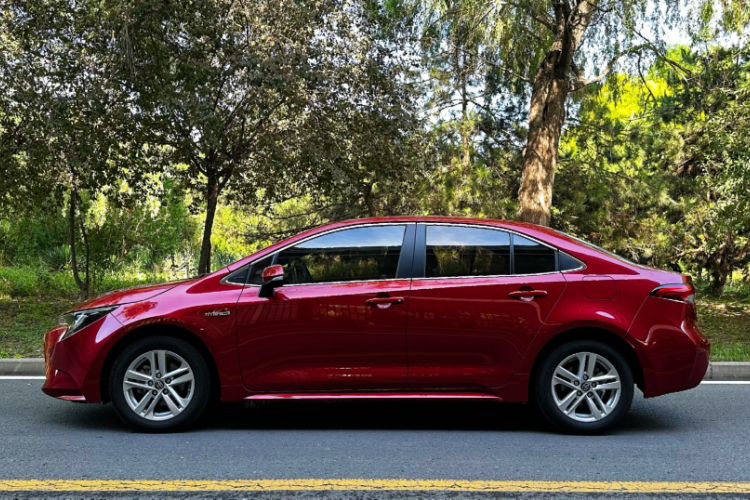 Used Toyota Levin 2019 Dual-Engine 1.8H E-CVT Luxury Edition China VI Standard Exterior 2
