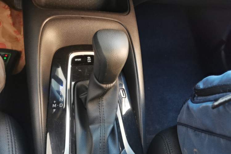 Used Toyota Levin 2019 185T CVT Luxury Edition China VI Standard Gear Lever
