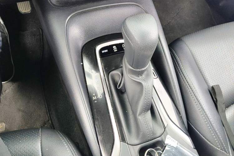 Used Toyota Levin 2019 185T CVT Sport Edition China VI Standard Gear Lever