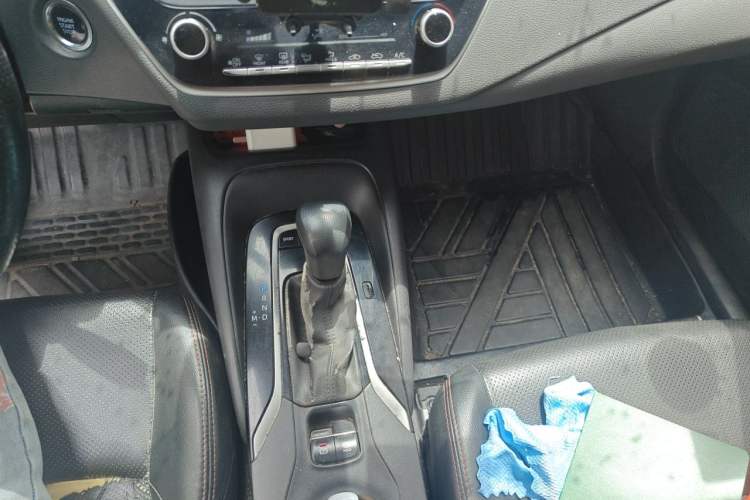Used Toyota Levin 2019 185T CVT Luxury Edition China V Standard Gear Lever
