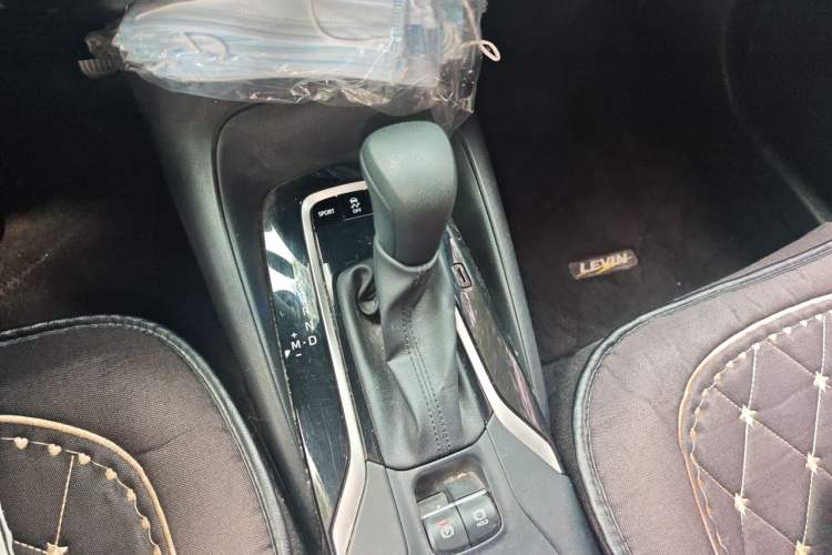 Used Toyota Levin 2019 185T CVT Luxury Edition China VI Standard Gear Lever