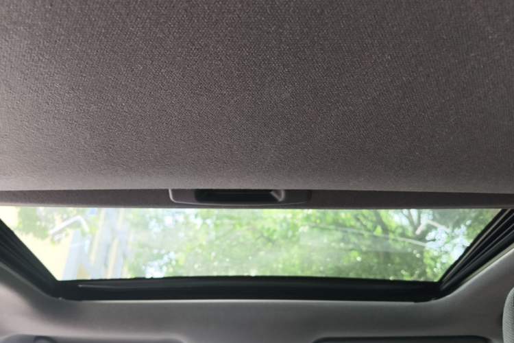 Used Toyota Levin 2019 185T CVT Luxury Edition China VI Standard Headliner