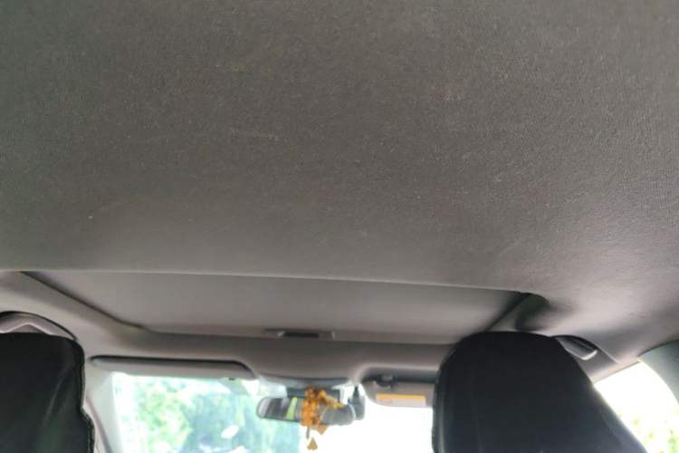 Used Toyota Levin 2019 185T CVT Luxury Edition China VI Standard Headliner