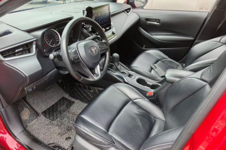 Used Toyota Levin 2019 185T CVT Sport Edition China VI Standard Interior 3