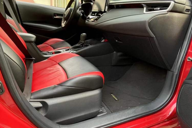 Used Toyota Levin 2019 185T CVT Luxury Edition China VI Standard Interior 5
