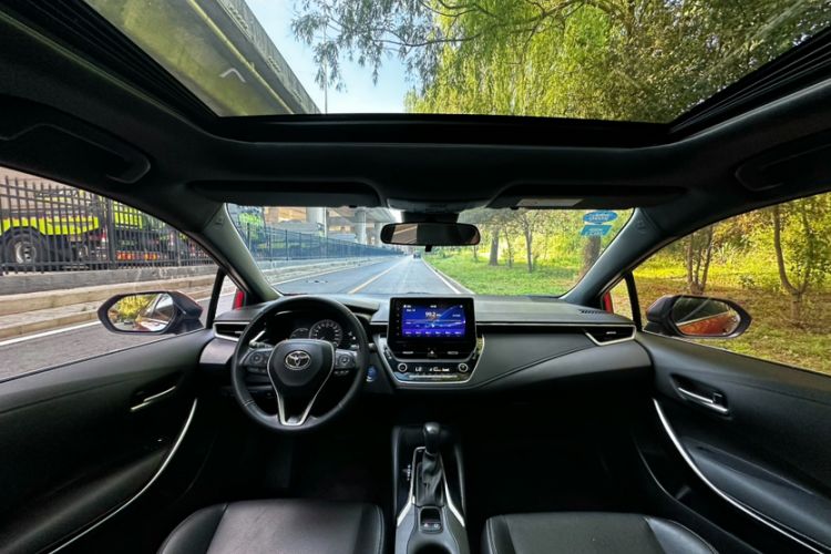 Used Toyota Levin 2019 Dual-Engine 1.8H E-CVT Luxury Edition China VI Standard Interior 6