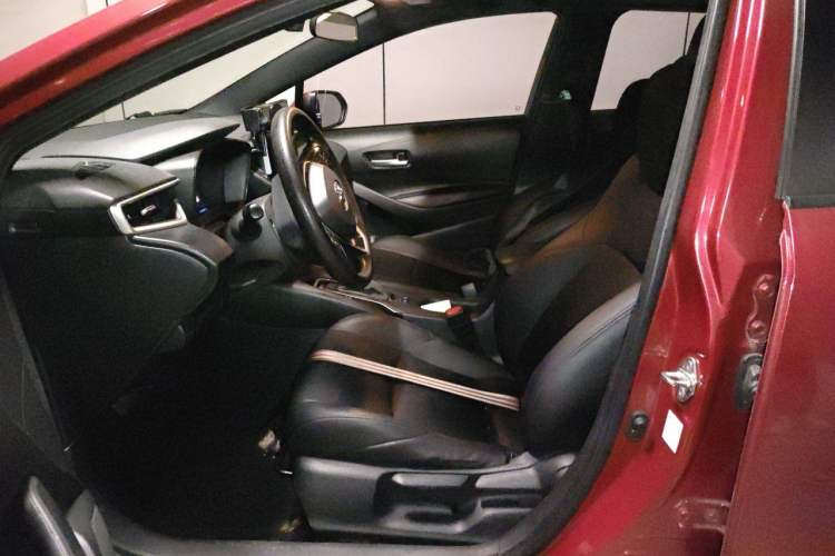 Used Toyota Levin 2019 185T CVT Luxury Edition China VI Standard Left Front Seat