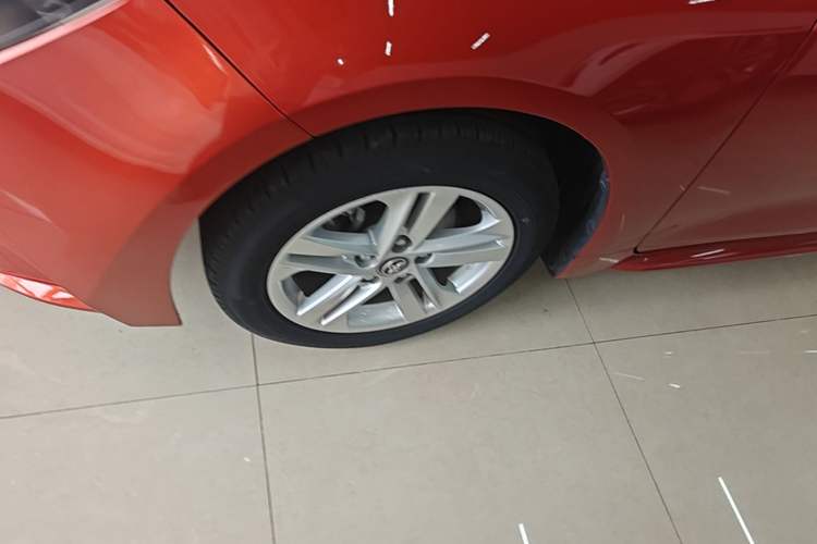 Used Toyota Levin 2019 185T CVT Luxury Edition China V Standard Left Front Wheel Hub