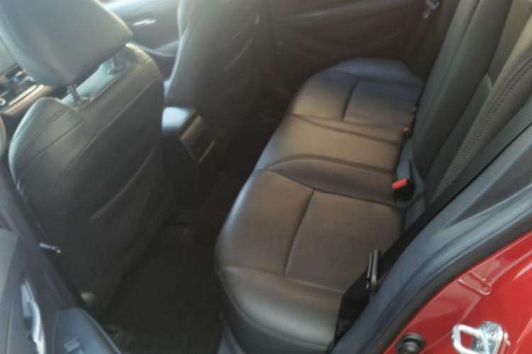 Used Toyota Levin 2019 185T CVT Luxury Edition China VI Standard Left Rear Seat