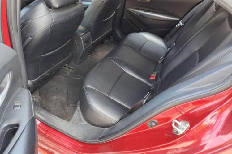 Used Toyota Levin 2019 185T CVT Luxury Edition China VI Standard Left Rear Seat