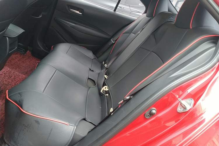 Used Toyota Levin 2019 185T CVT Luxury Edition China VI Standard Left Rear Seat