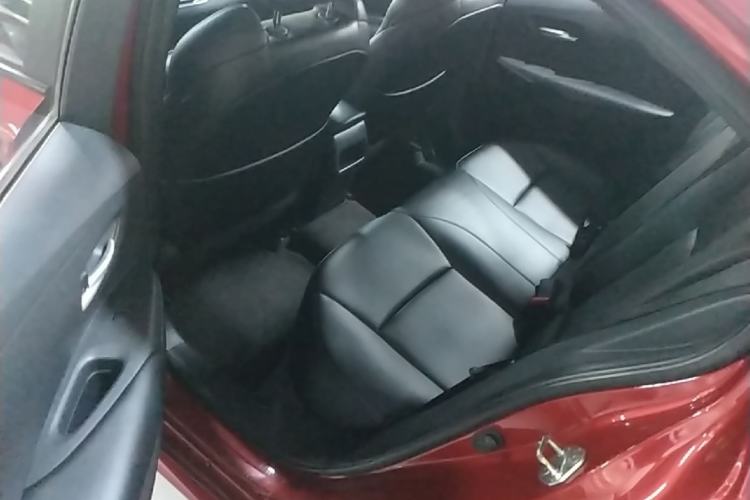 Used Toyota Levin 2019 185T CVT Luxury Edition China VI Standard Left Rear Seat