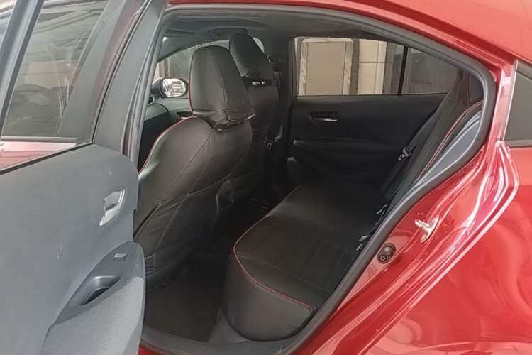 Used Toyota Levin 2019 185T CVT Luxury Edition China VI Standard Left Rear Seat